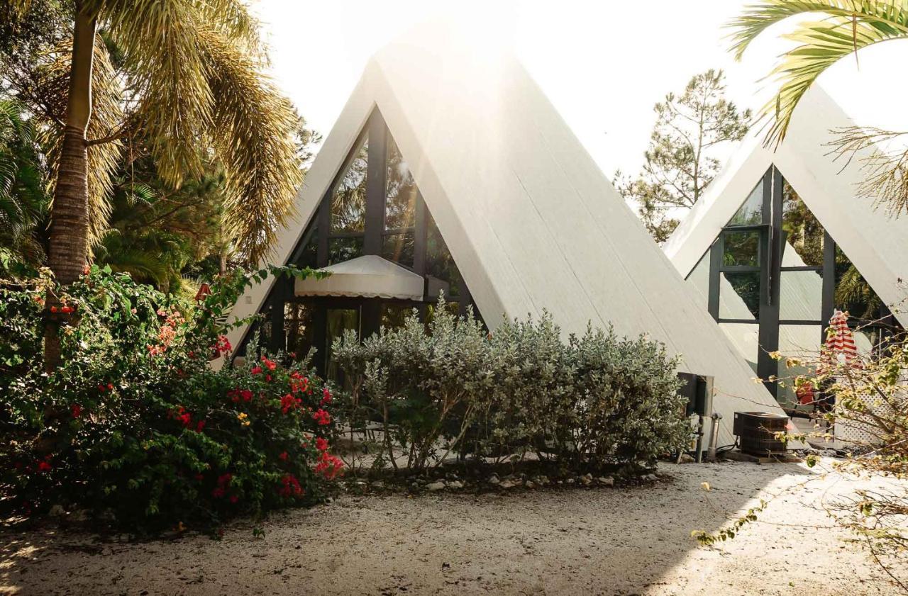 Pyramids In Florida Estero Exterior foto