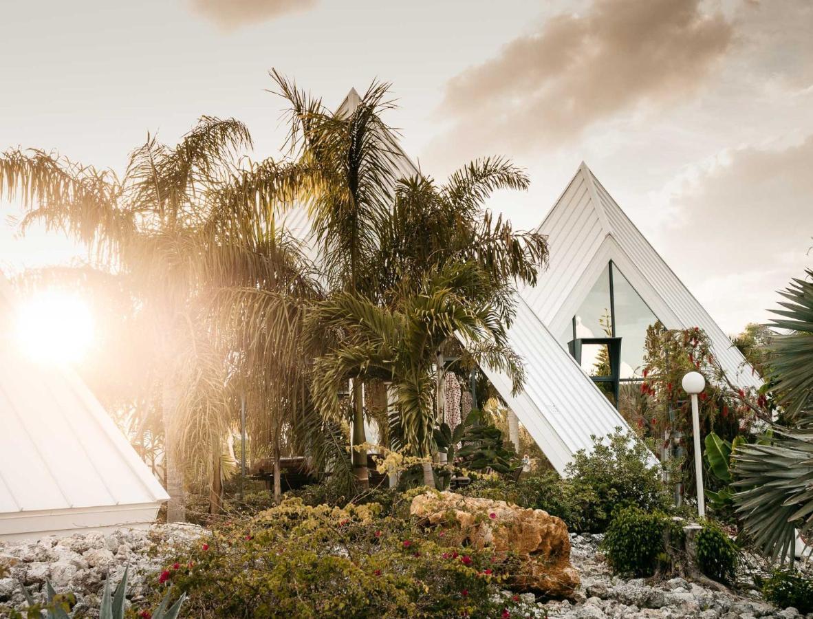 Pyramids In Florida Estero Exterior foto